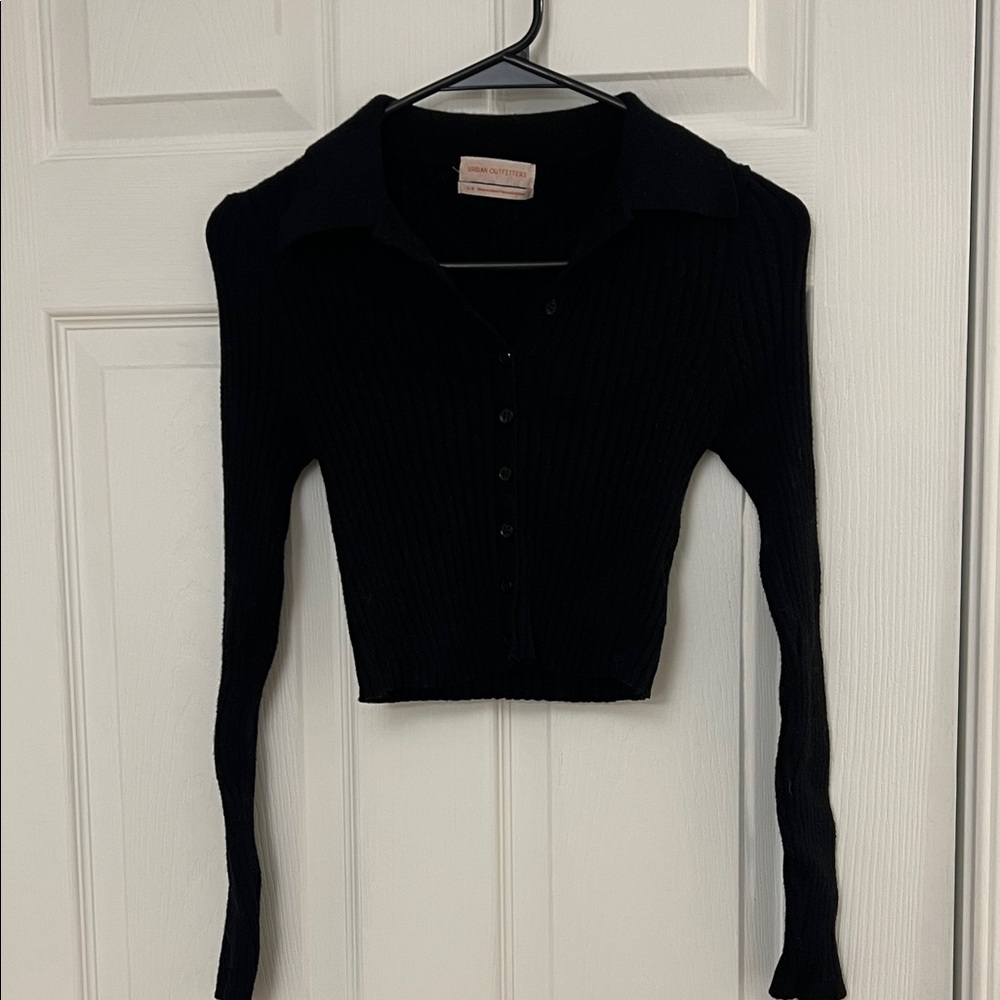 UO Skylar Ribbed Button-Front Cropped Sweater - Picture 3 of 5